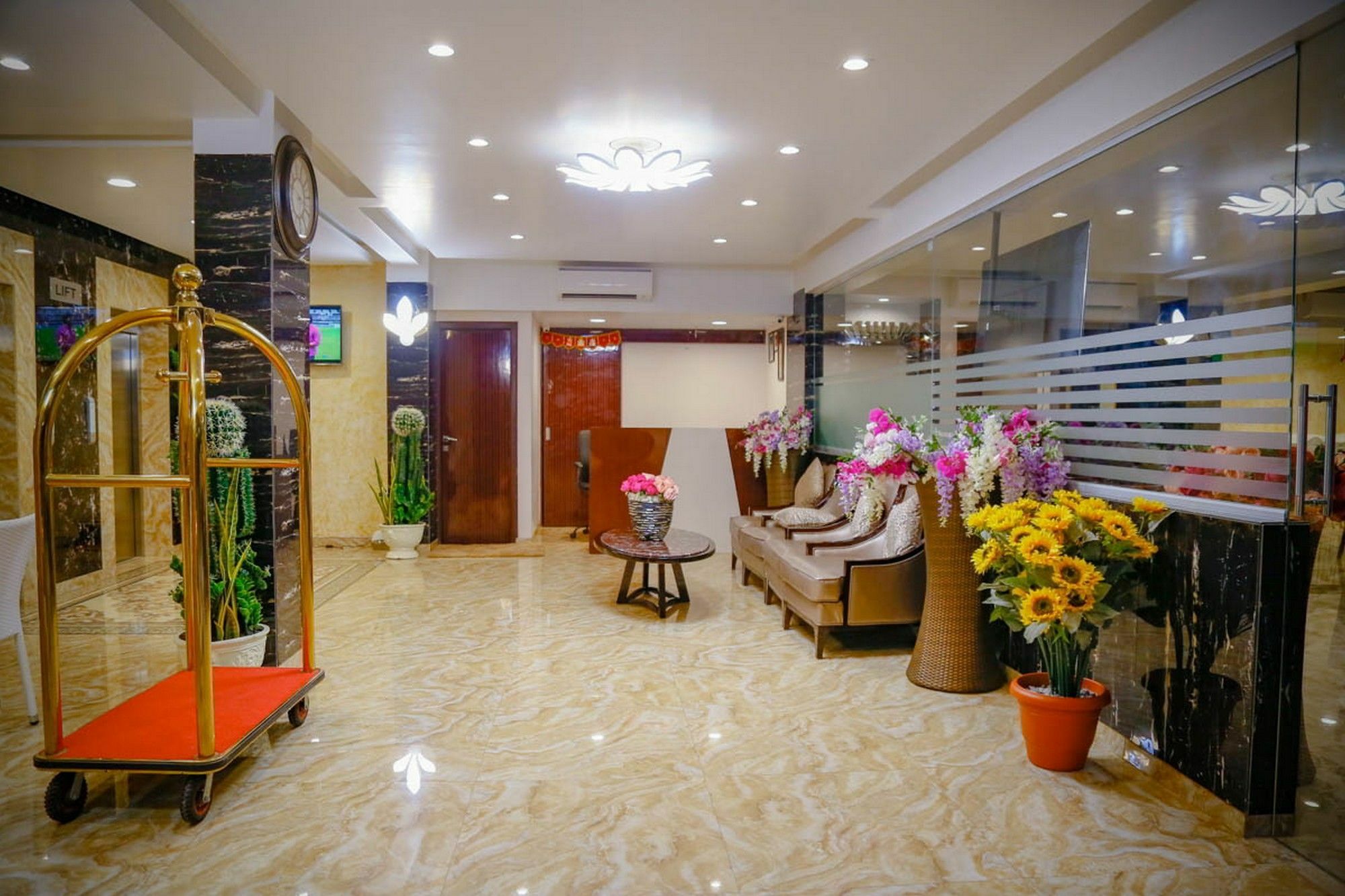 Fabhotel Prime Sarala Crown With Pool - Nr Calangute Beach Dış mekan fotoğraf