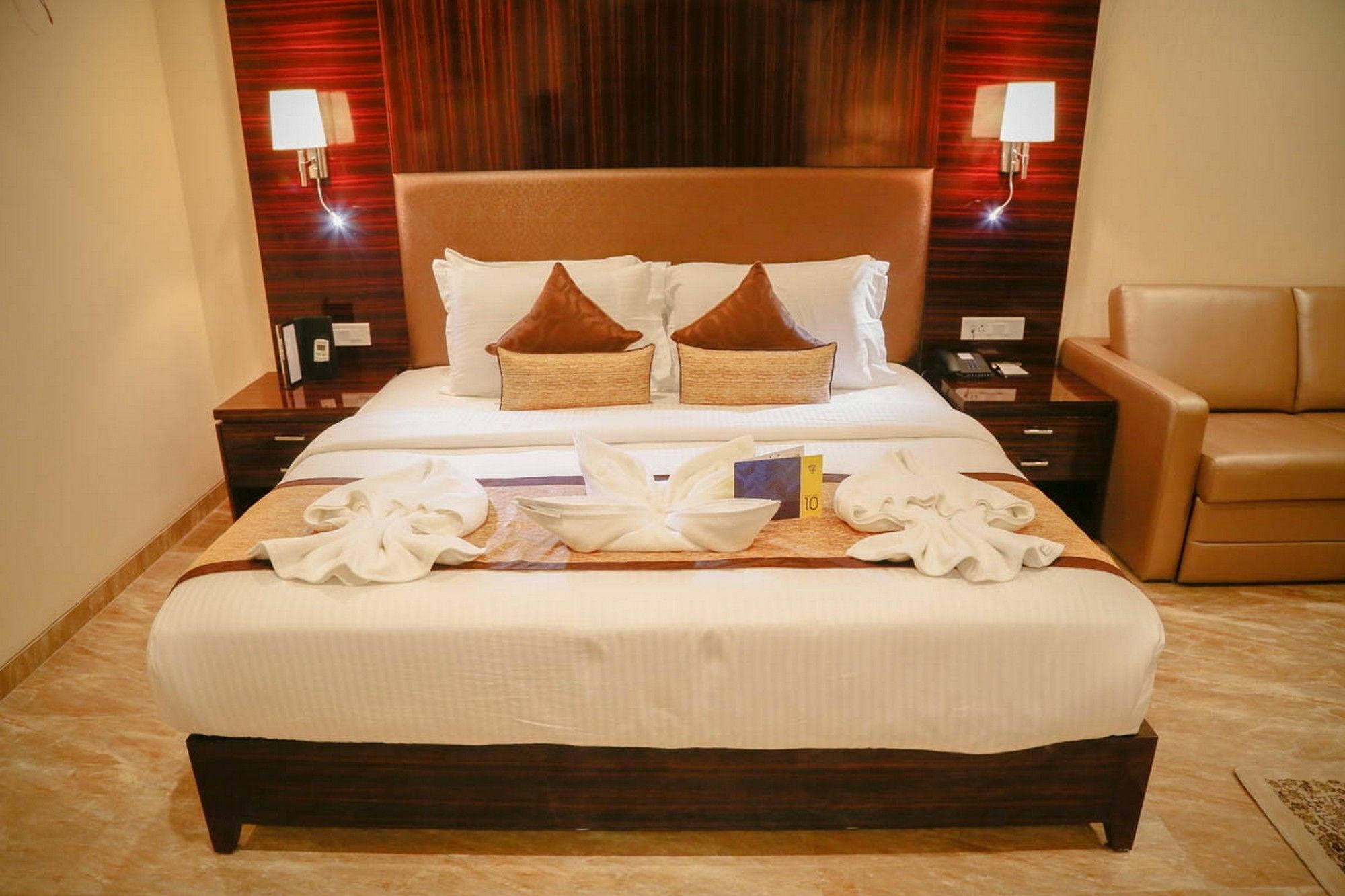 Fabhotel Prime Sarala Crown With Pool - Nr Calangute Beach Dış mekan fotoğraf